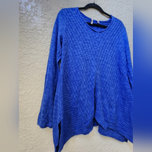 Beatrix OST Cobalt Blue V Neck Asymmetrical Sweater/Top , Size Small - Picture 2 of 8